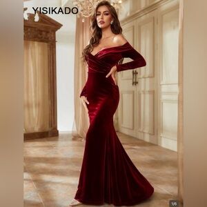 Women's Elegant Red Velvet Dress